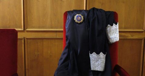 El CGPJ multa con 6.000 euros a un juez de Barcelona por humillar a una ...