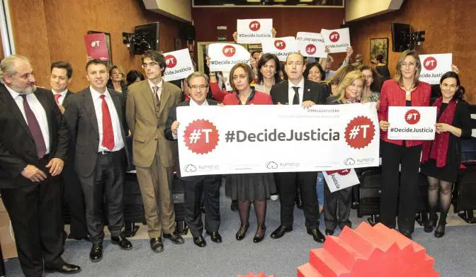 Brigada Tuitera: «Se puede acabar con la corrupción invirtiendo en Justicia»
