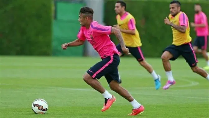 Neymar Jr. podría ser sancionado con tres partidos por su ‘rajada’ contra los árbitros en Champions League