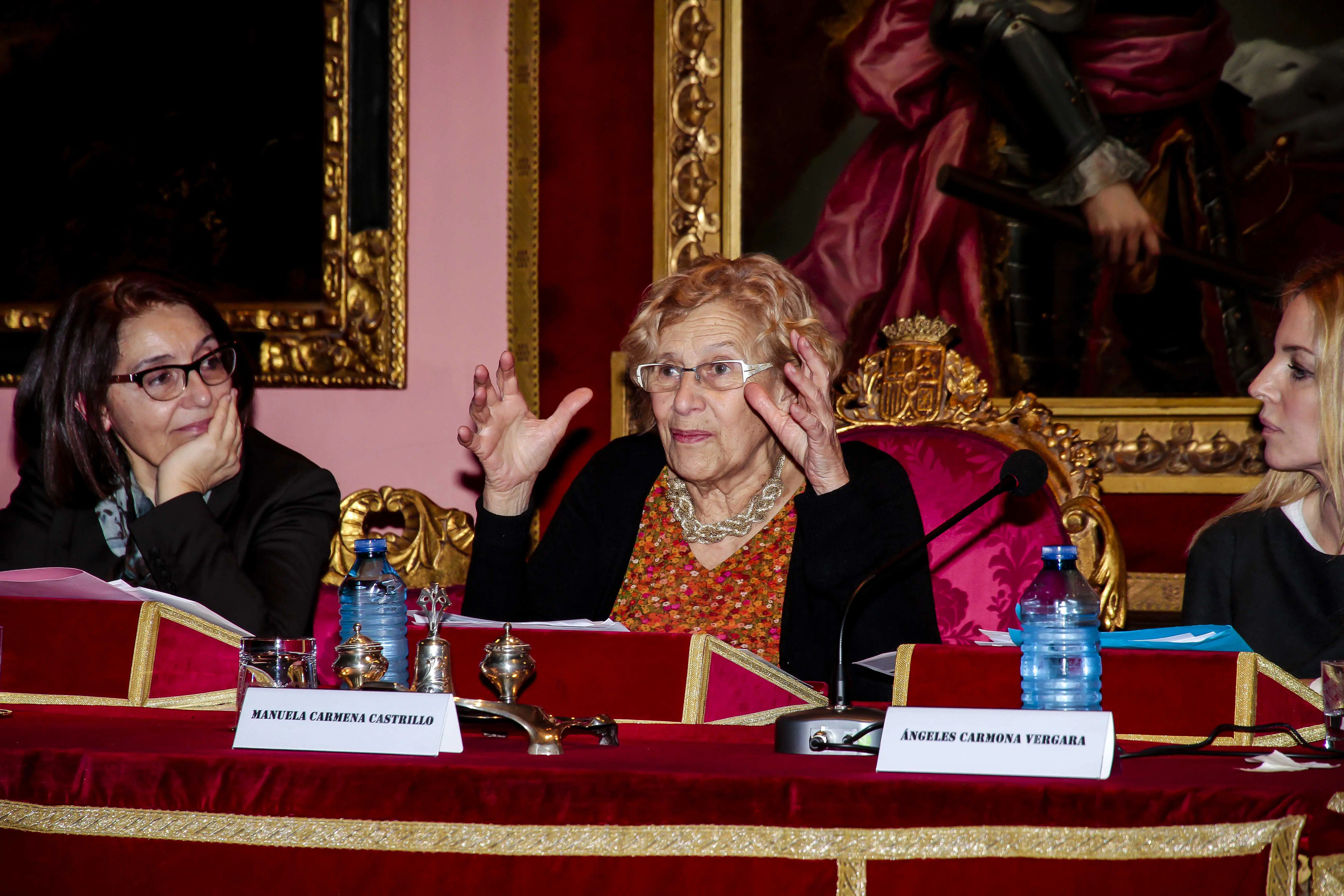 Manuela Carmena a la Asociación de Mujeres Juezas de España: «Si quieren que me apunte, aquí estoy»