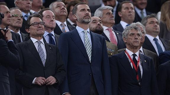 La Fiscalía ve un posible delito de injurias al Rey y a los símbolos de España en la pitada de la final de la Copa del Rey en el Camp Nou
