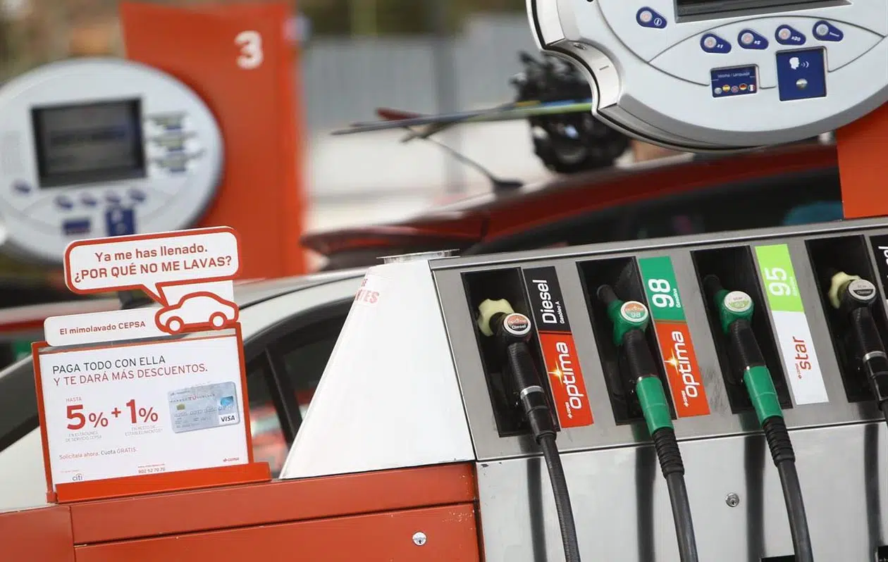 El Supremo rechaza devolver a la gasolineras el «céntimo sanitario» pagado por los clientes
