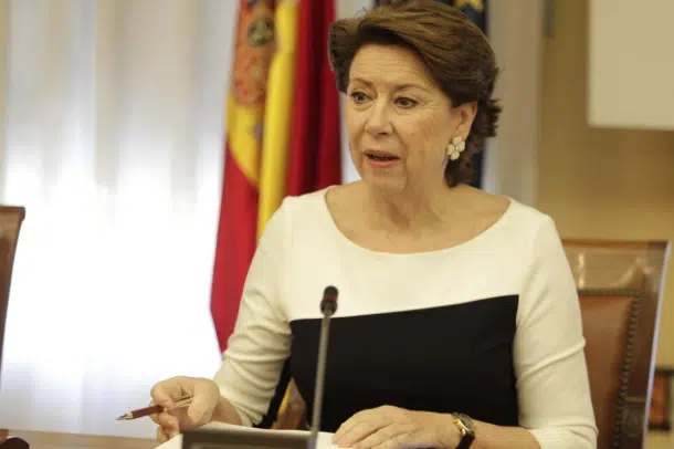 Magistrados del TC, disconformes con anular la condena de Magdalena Álvarez al suplantar la función del Supremo