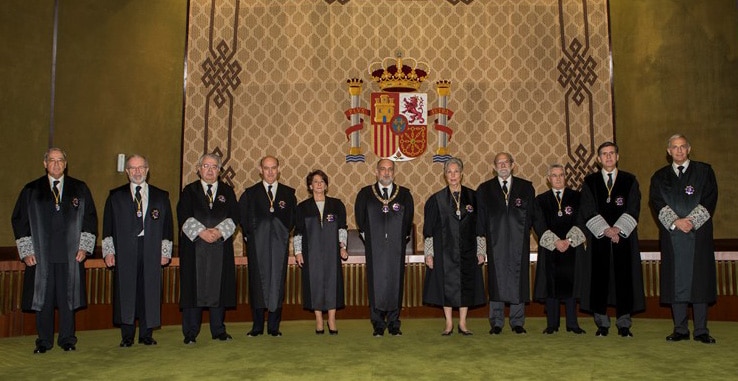 El Tribunal Constitucional suspende la resolución independentista del Parlamento de Cataluña