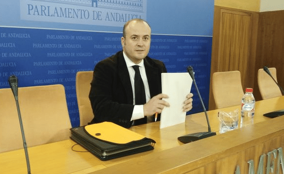 El testigo protegido de la jueza Alaya asegura que la formación ha sido «el negocio del siglo» para la Junta