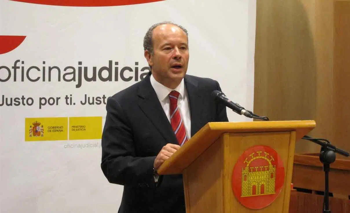 El PSOE pide cuentas al PP en el Congreso sobre la promoción de la claridad del lenguaje jurídico