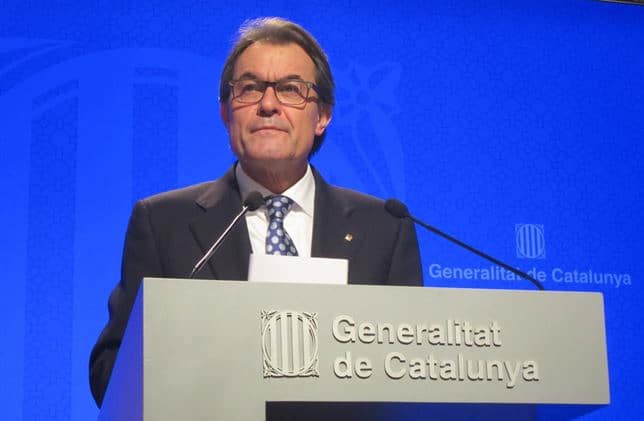 El Tribunal de Cuentas impone una fianza de 5,25 millones de euros a Mas por la celebración del 9N