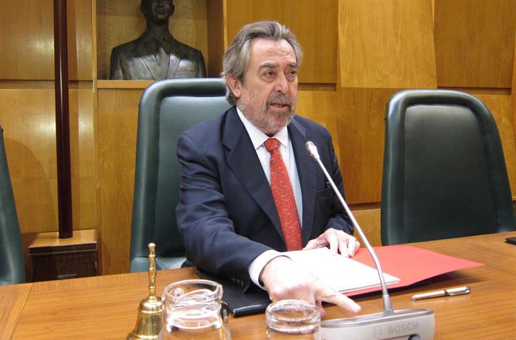 Belloch vuelve a ser juez…, pero todavía, no