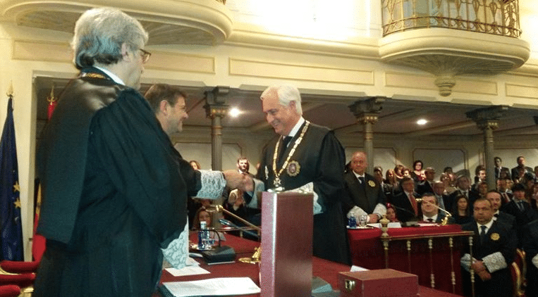 José Luis Concepción recibe la Cruz de Honor de San Raimundo de Peñafort