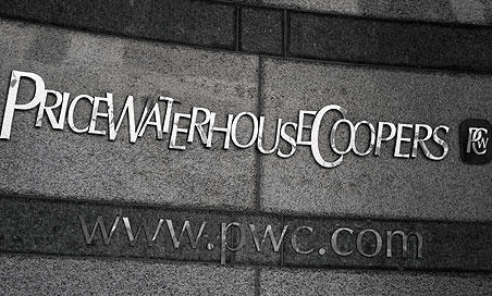 La cúpula de Pricewaterhouse se sienta el lunes en banquillo por supuesto fraude fiscal