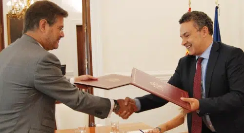 Ministerio y justicia de La Rioja firman un convenio Colaboración