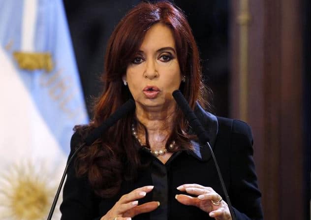 Imputan a Cristina Kirchner por encubrir a los sospechosos iraníes del atentado contra la AMIA