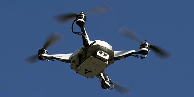 Pilotos, expertos y aficionados del mundo de los drones piden una normativa más flexible