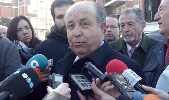 La Fiscalía califica de «medidas intrusivas» el registro en casa del alcalde de Granada y su detención