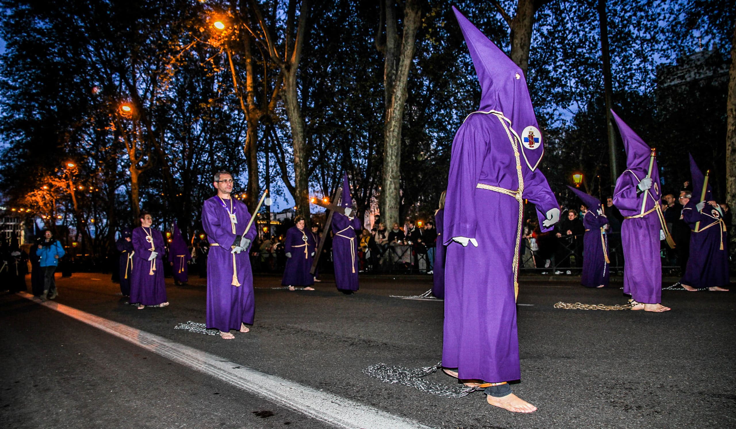 Siguiendo la tradición, el Gobierno indulta a once presos por Semana Santa