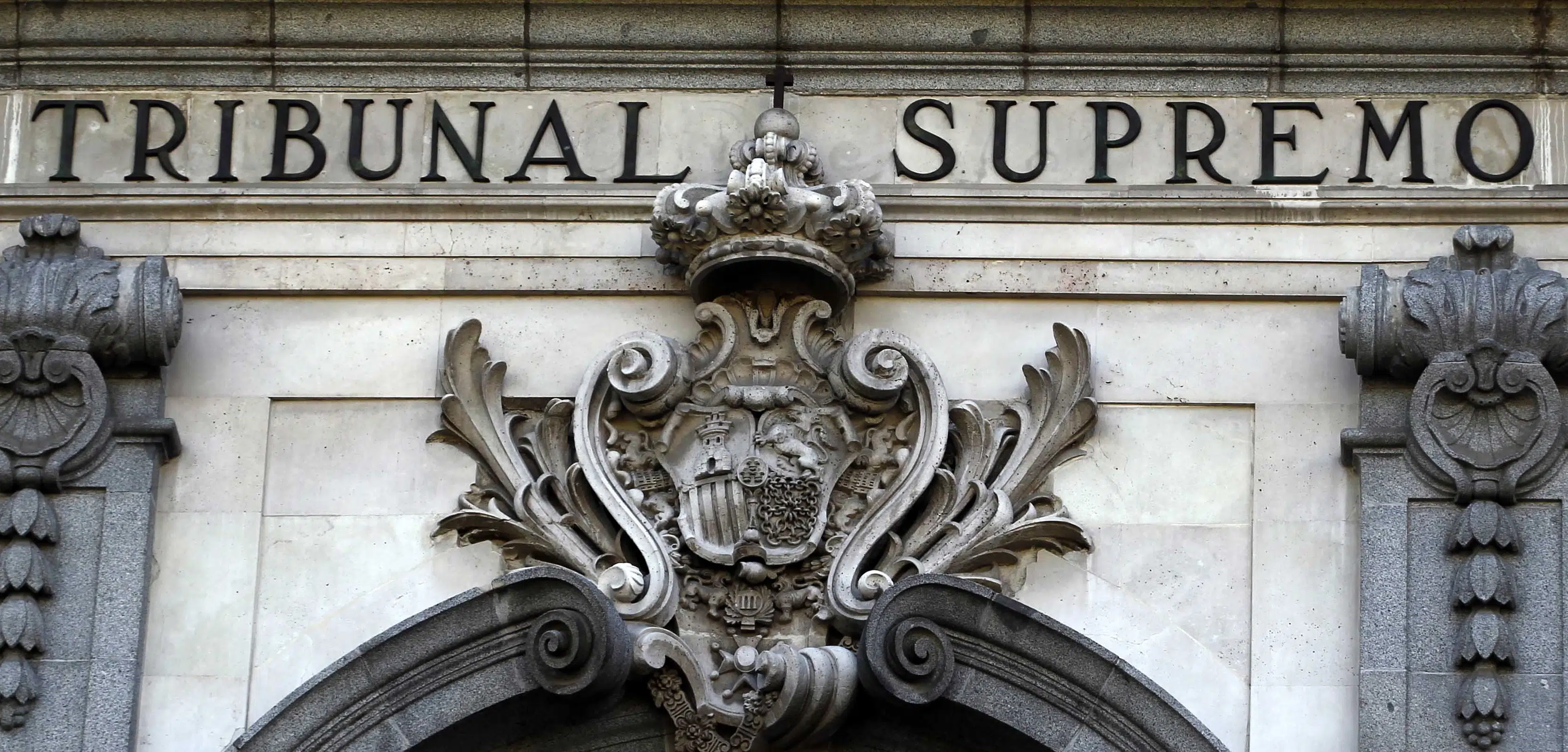 El Supremo confirma la anulación de la jornada de 35 horas para los funcionarios vascos