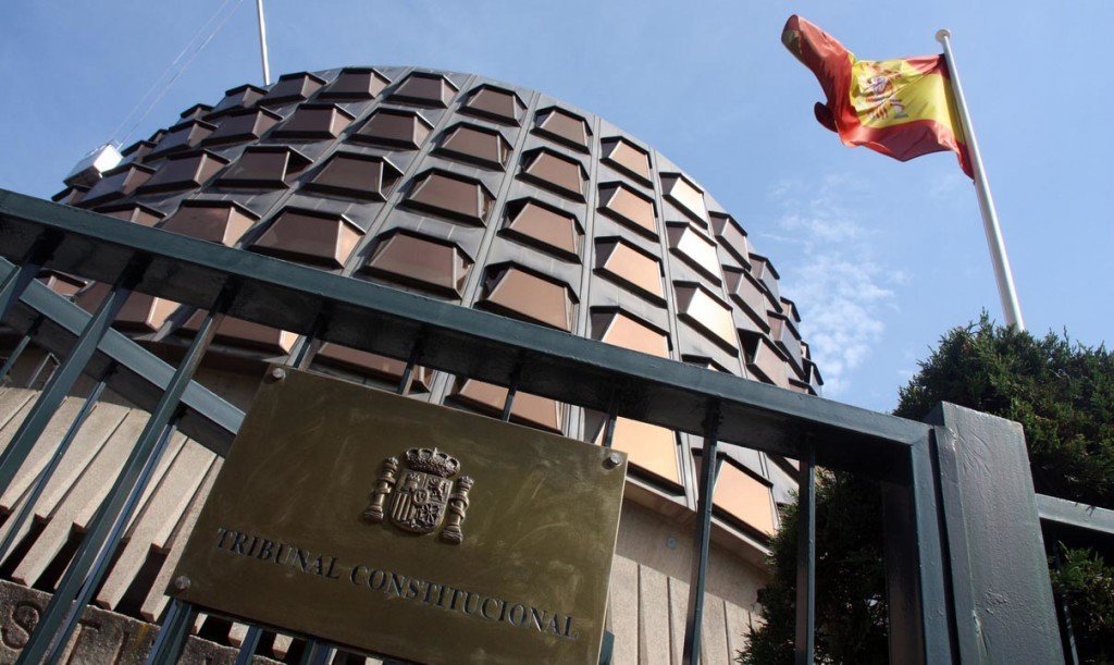 El Constitucional pone multas de 12.000 y 6.000 euros diarios a los responsables de la administración electoral secesionista