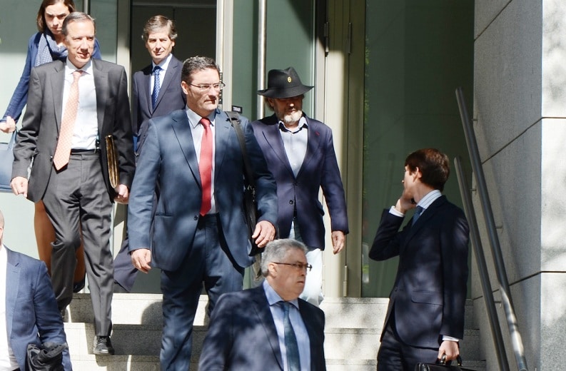 El dueño del bufete Nummaria exculpa a Imanol Arias y Ana Duato