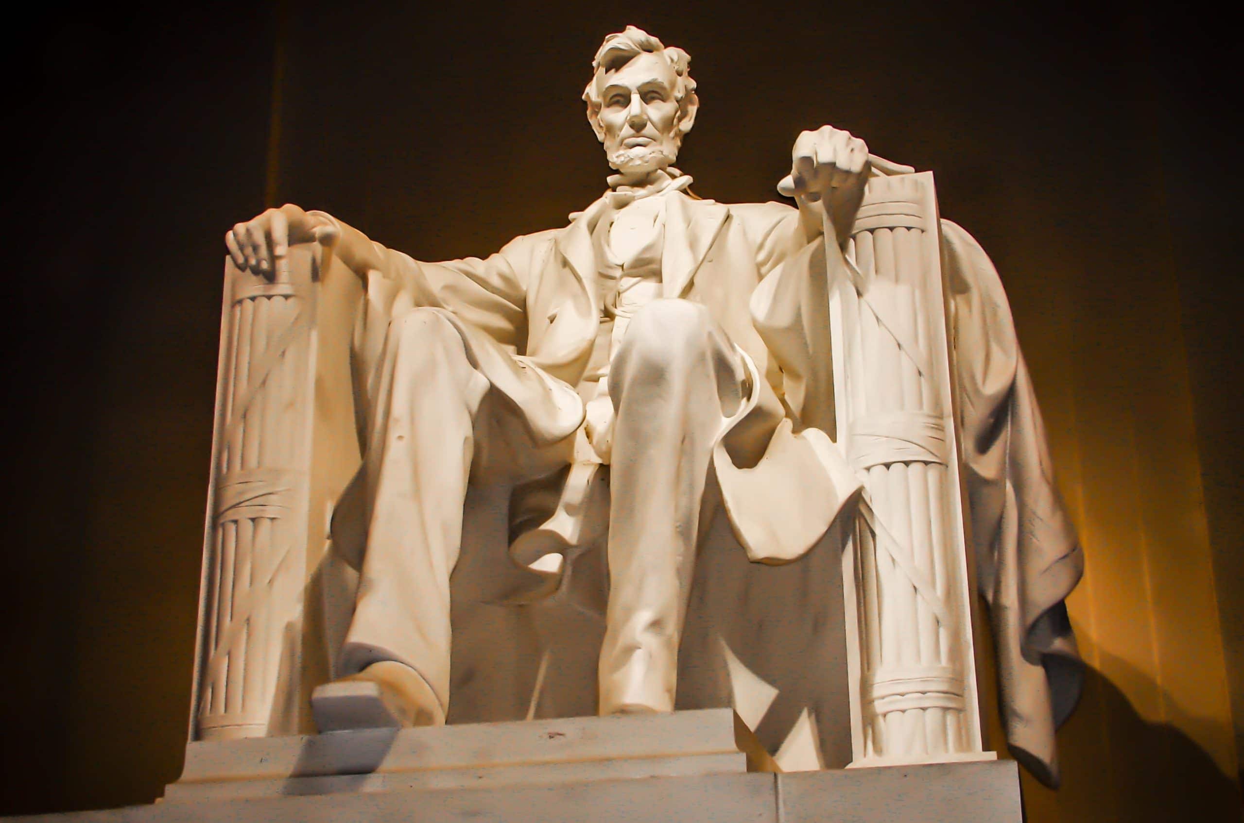 Diez días antes de que sucediera su asesinato, el presidente Lincoln lo soñó