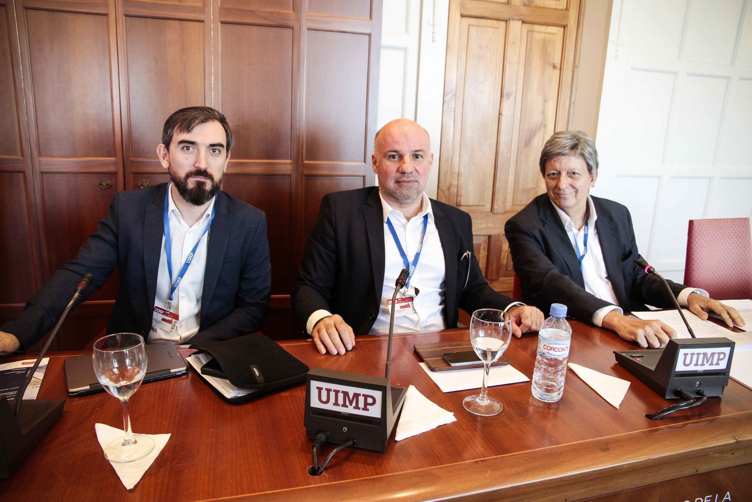 «Los partidos políticos son grandes fuentes de filtración cuando actúan como acusaciones populares», según el magistrado Javier Martínez Lázaro