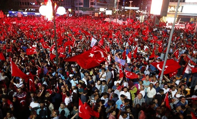 Amnistía Internacional alerta de los riesgos que corren los derechos humanos en Turquía