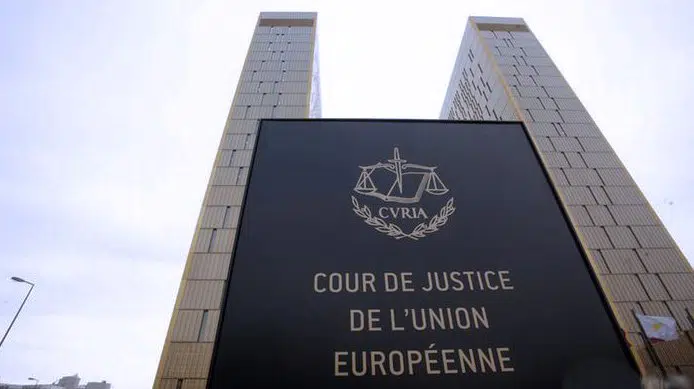 La justicia europea obliga a España a equiparar las indemnizaciones de trabajadores fijos y temporales