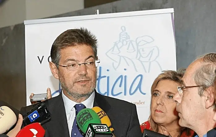 La UPF carga contra Catalá por decir que la «Fiscalía puede recibir instrucciones por escrito del Gobierno»