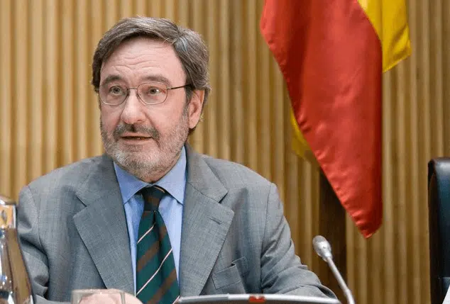 Narcis Serra irá a juicio por los sueldos desproporcionados de Caixa Catalunya