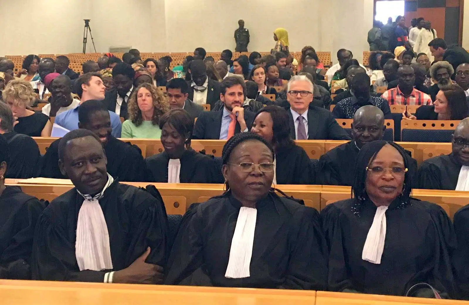 ¿Por qué Burundi, Sudáfrica y ahora Gambia quieren abandonar la Corte Penal Internacional?