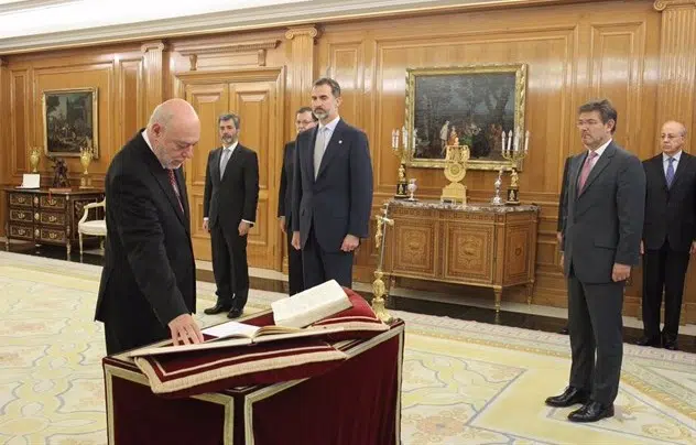 José Manuel Maza, el nuevo fiscal general del Estado, promete su cargo ante el Rey