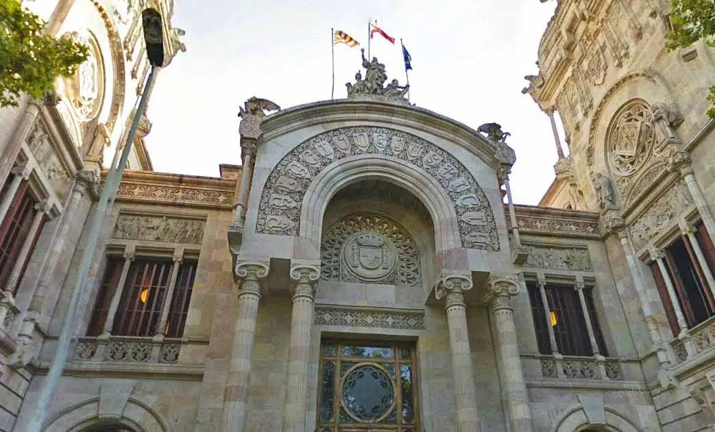 Según la Secretaría de Gobierno del TSJ de Cataluña, no hubo «enchufe» en el caso de la secretaria judicial sustituta