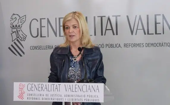 64 funcionarios valencianos formarán a 4.500 trabajadores de la Oficina Judicial
