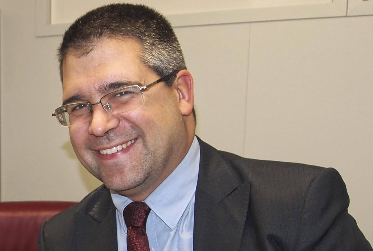 Cómo protegerse contra la vulneración de derechos y exigir responsabilidades, un nuevo manual cuenta la manera