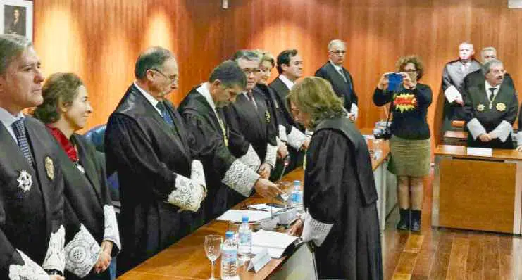 La presidenta de la Audiencia de Málaga y su marido evitaron coincidir oficialmente en su toma de posesión