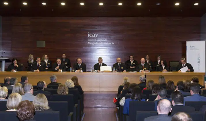 La nueva Junta de Gobierno del Colegio de Abogados de Valencia toma posesión