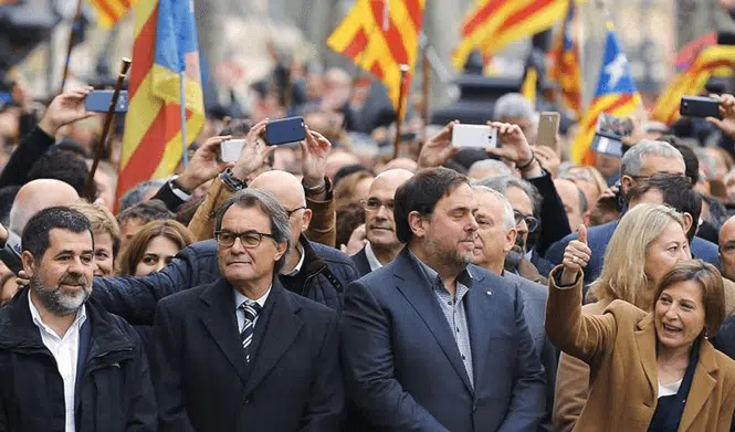 La APIF apoya a los fiscales y jueces de Cataluña frente a la coacción de los independentistas