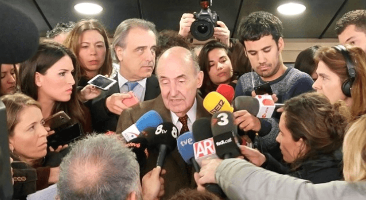 Miquel Roca reconoce una donación «a título personal» de 10.000 euros a CDC