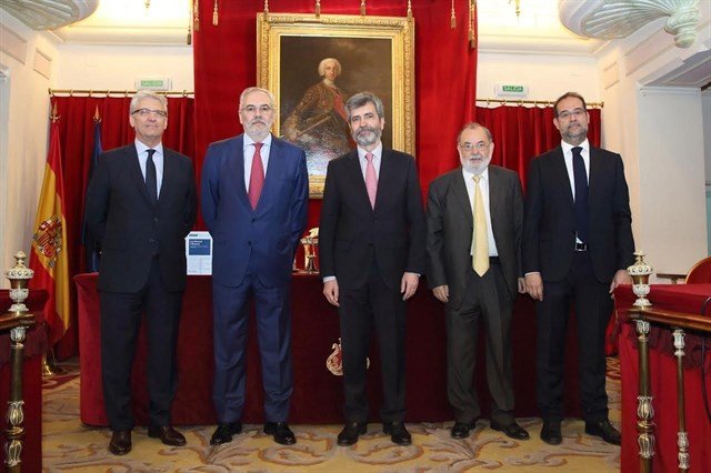 El presidente del Supremo afirma que el sistema tributario español «debe ser implacable contra el fraude fiscal»