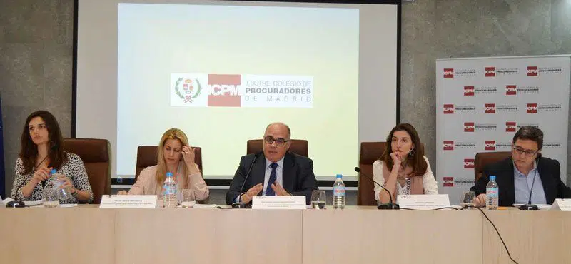 «La Ley Integral debe abrirse a más tipos de maltrato», propone Pilar Llop, diputada socialista y magistrada