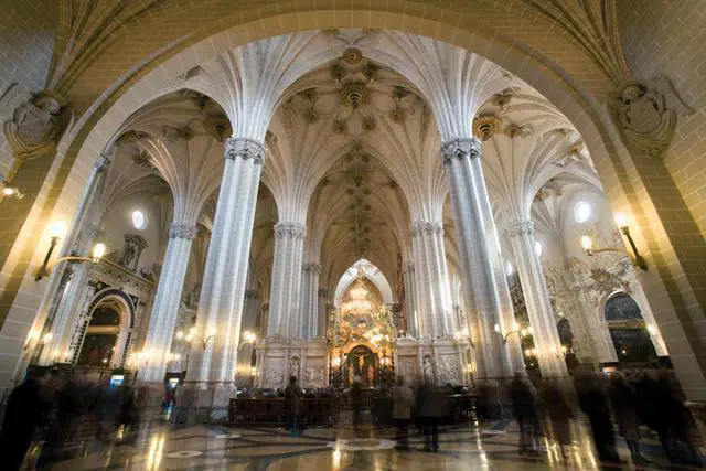 ¿Es posible expropiar la Seo de San Salvador de Zaragoza?