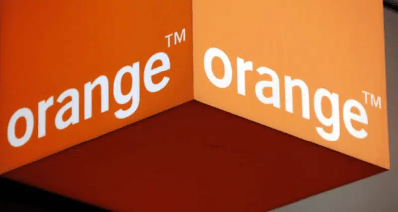 El Supremo condena a Orange a pagar 7.000 € a una asturiana incluida en registro de morosos