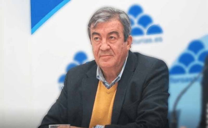 Álvarez-Cascos niega cualquier llamada «en relación con adjudicaciones»