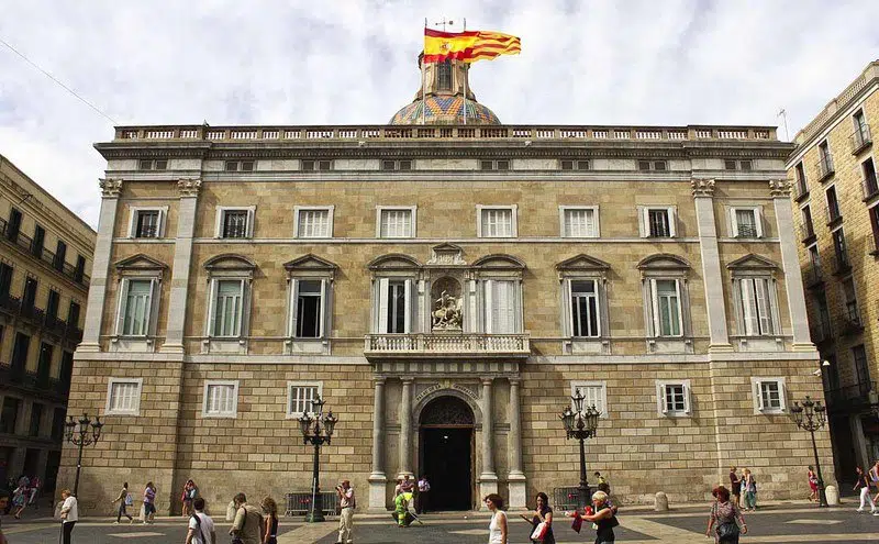 La Presidencia de la Generalitat impide al fiscal Grinda y a la Guardia Civil entrar en el edificio para obtener información