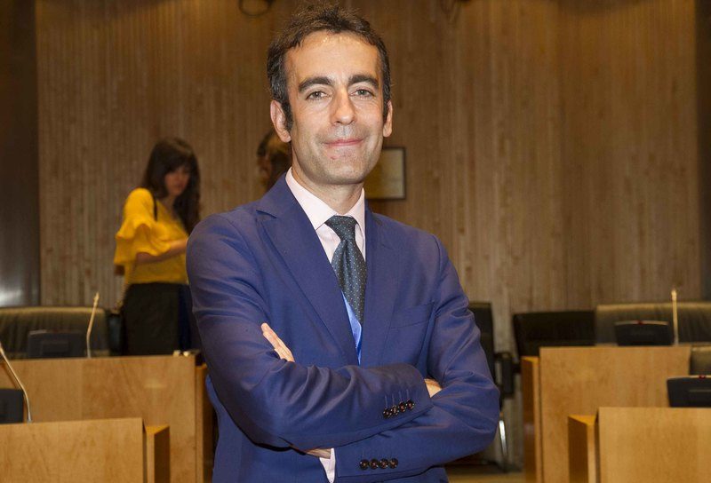 Manuel Ruiz de Lara: «La soberanía nacional alaba los debates jurídicos y, a mí, por impulsarlos me abren expediente disciplinario»