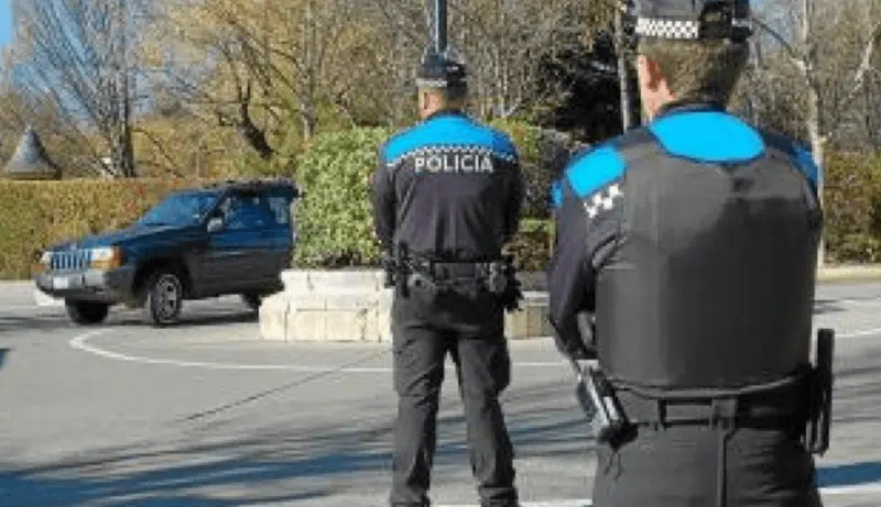 Los policías locales de toda España iniciarán movilizaciones para que el Gobierno apruebe la jubilación anticipada a los 59 años