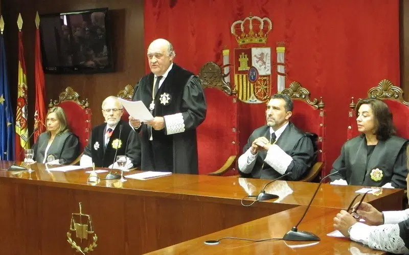 El presidente del TSJ de Navarra aclara que él ordenó el seguimiento al tribunal del «caso manada», pero lo cerró antes de la sentencia