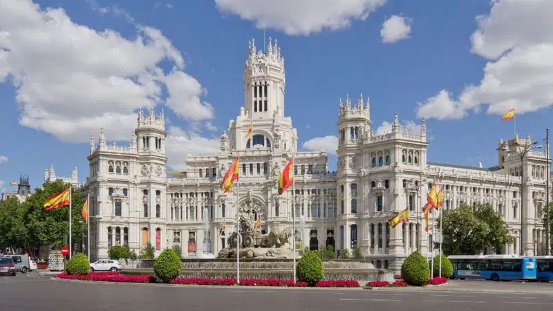 Se reconoce por primera vez la compatibilidad entre ser funcionario estatal y Vocal Vecino del Ayuntamiento de Madrid