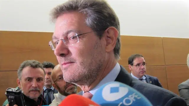 Catalá afirma que si Puigdemont declara la independencia ésta no tendría efecto jurídico