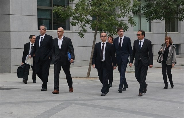 El fiscal pide prisión sin fianza para Junqueras y 7 exconsejeros del Govern catalán