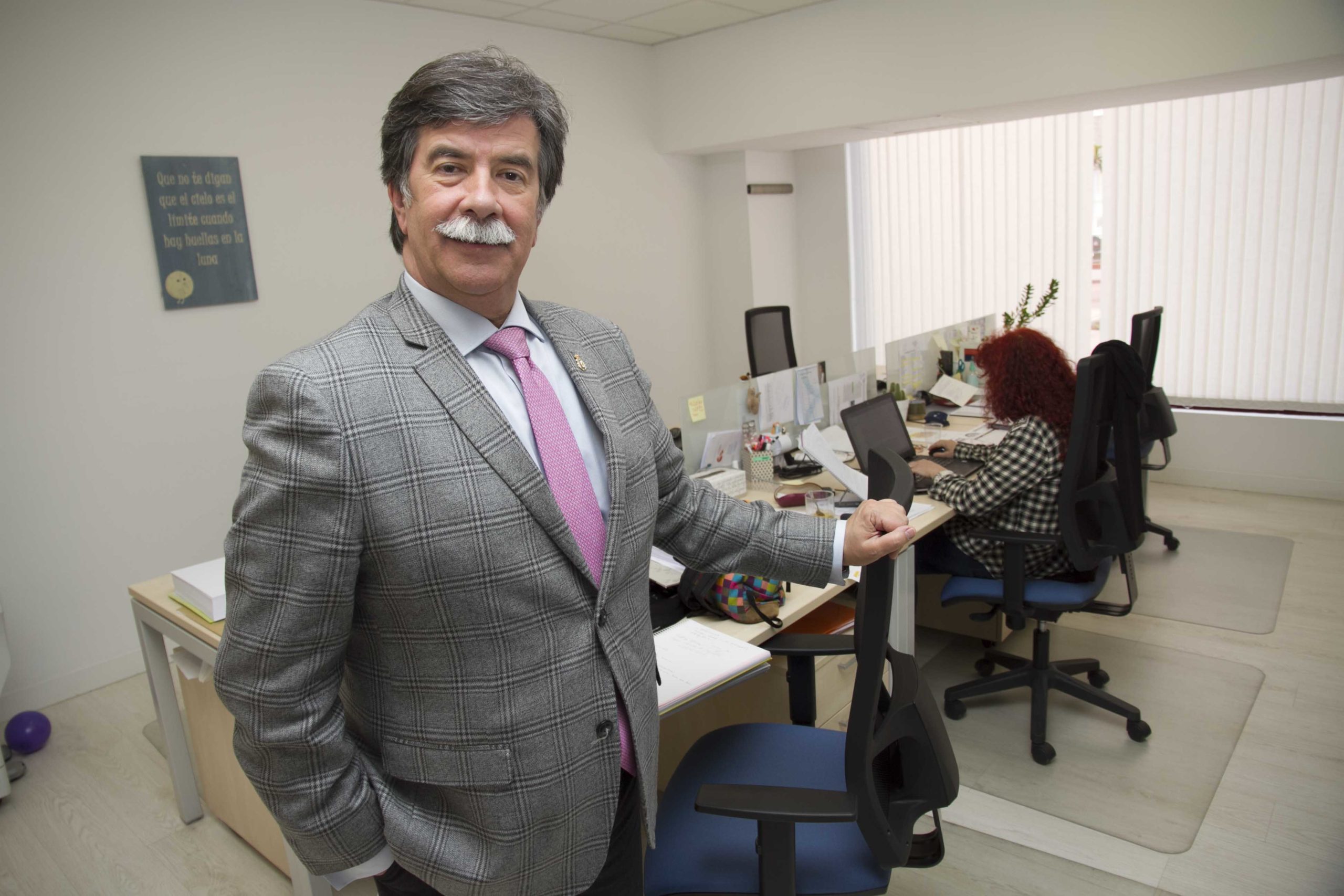 Javier Urra: «Esta sociedad tiene que plantearse la educación en la igualdad y en la ruptura»